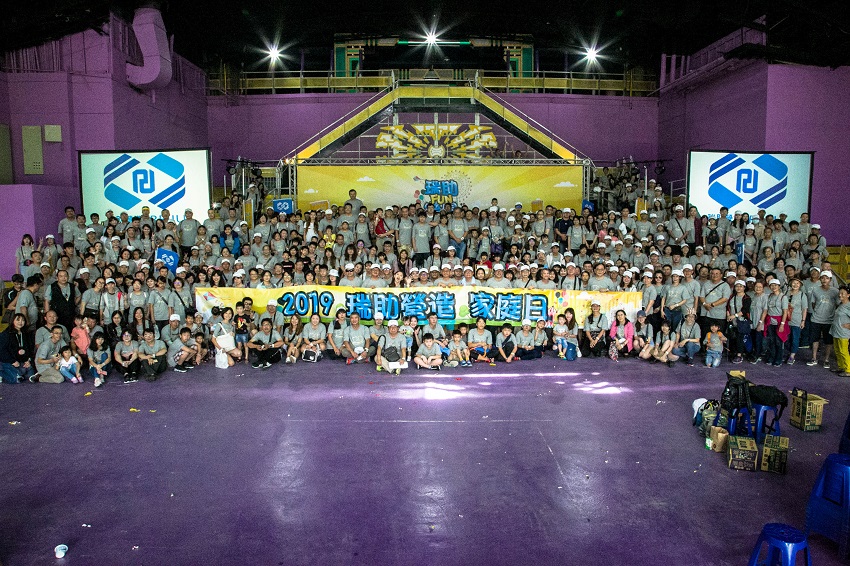 image1283-850.jpg (319 KB)